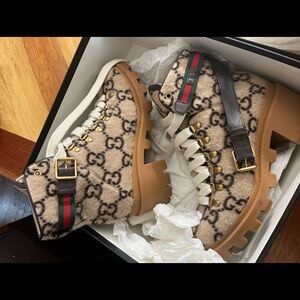 Authentic women Gucci boots